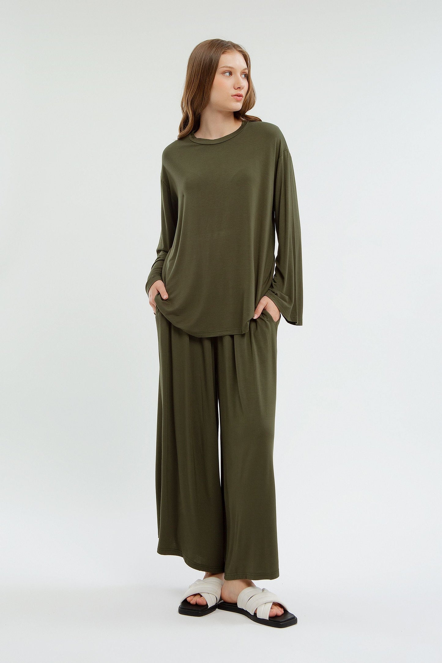 Camani Basic Pajama Longsleeve: Dark Army